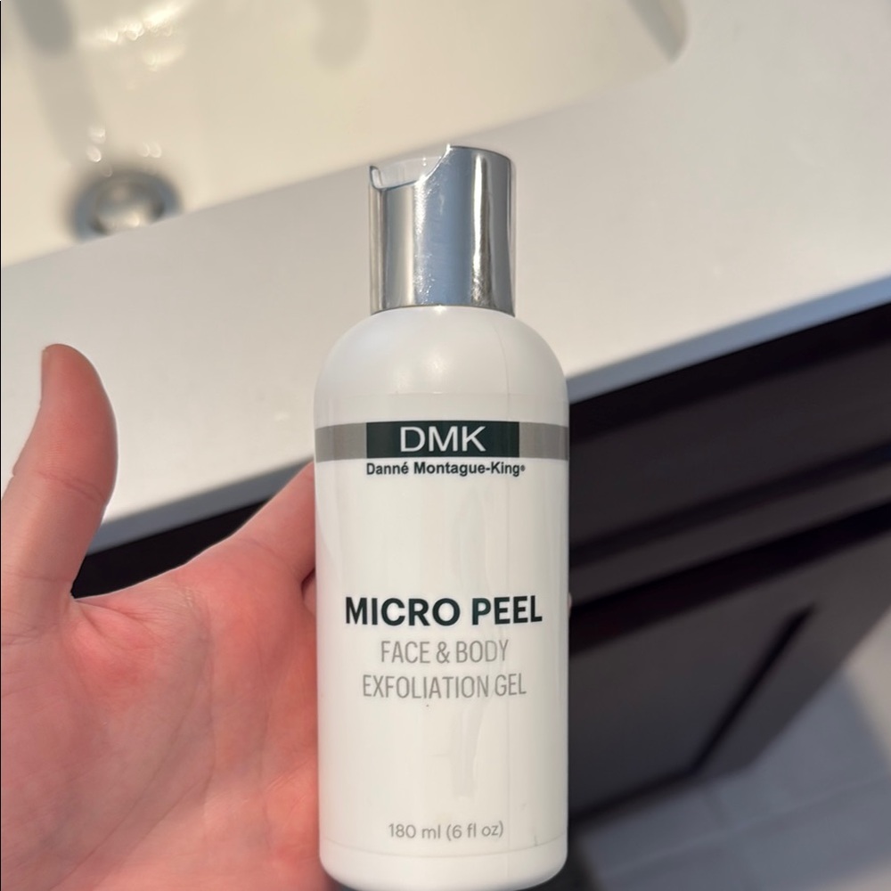 DMK Micro Peel Face & Body Exfoliation Gel - White